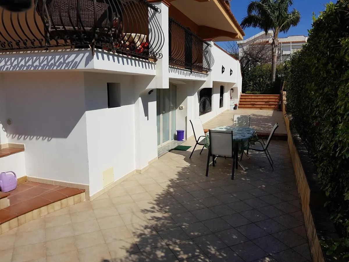 Holiday home Villa Vera Fontane Bianche Italy